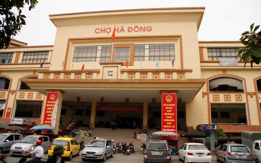 B á n đất tặng nhà phố kinh doanh chợ Hà Đông, Hà Nội, 60m2; mặt tiền rộng gần 6m, Kinh doanh 24/7; Giá 15 tỷ 5. LH 0902.133.568